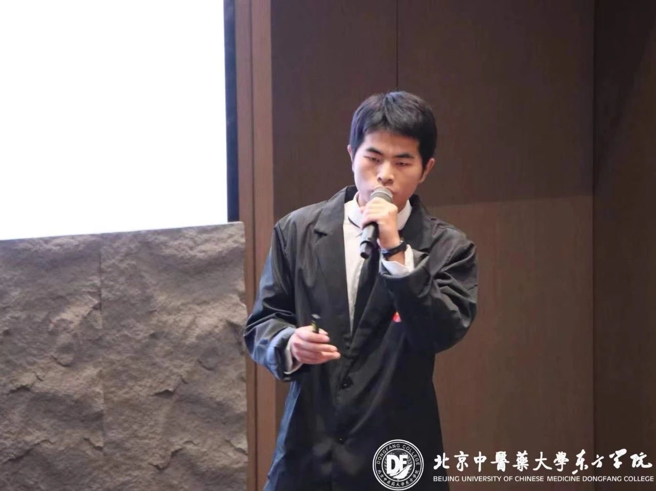 20231109xinwen08