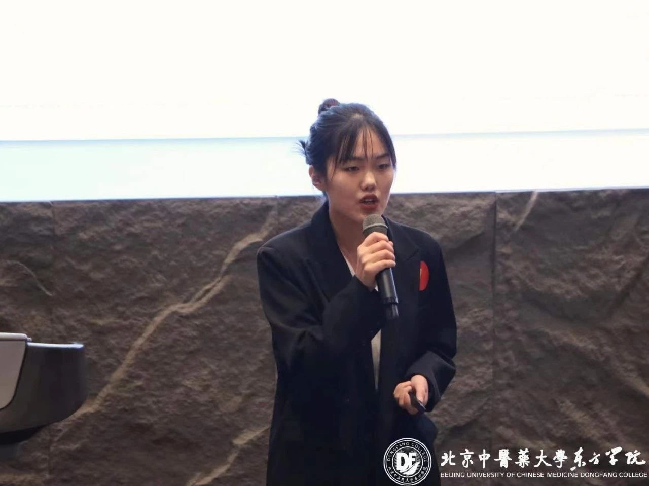 20231109xinwen09