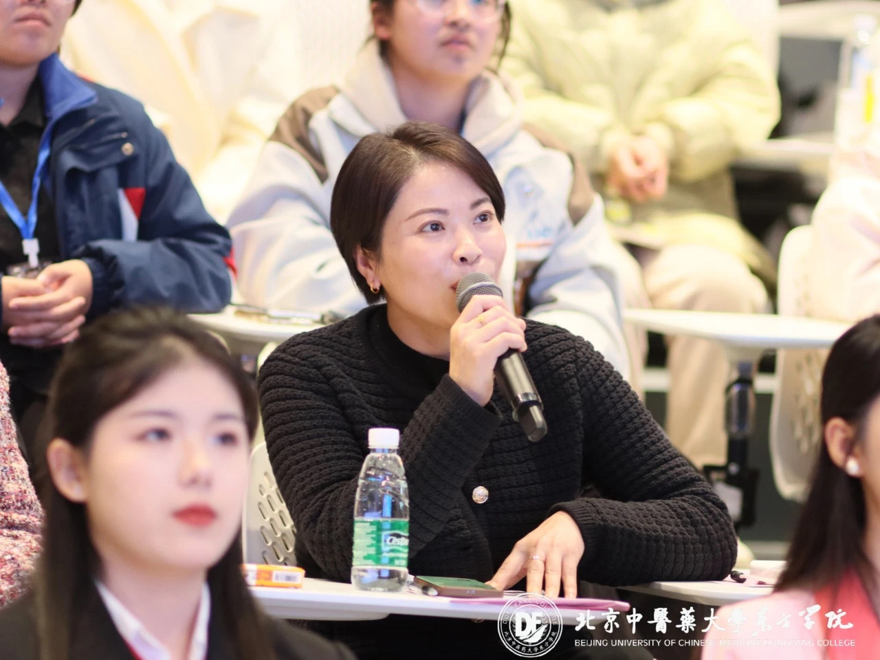 20231112xinwen08